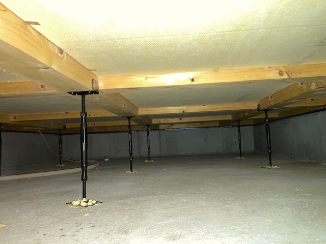 IMG_9892　床下給排水配管